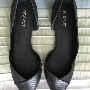 Black Flat Shoes
